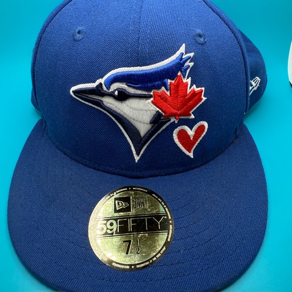 Toronto Blue Jays New Era 59Fifty Official Hat w/Heart Fitted Cap Size 7 1/2 NEW - Picture 1 of 9